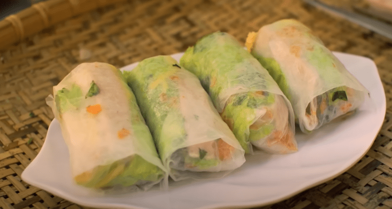 10 Foods under $1 in Saigon Vietnam - Street Food Dollar Menu